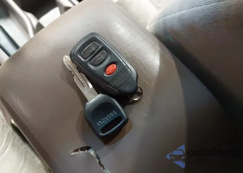 2002 Isuzu Rodeo Ls 3.2L/Lse 3.2L V6/S/S 3.2L V6 z USA, uszkodzony, nr VIN 4S2DM58W924333664